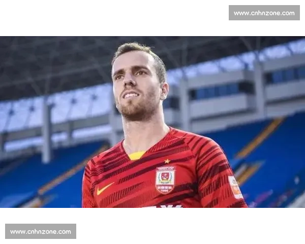 归化后身价微跌仍居榜首！塞尔吉尼奥稳坐中国男足第一国脚